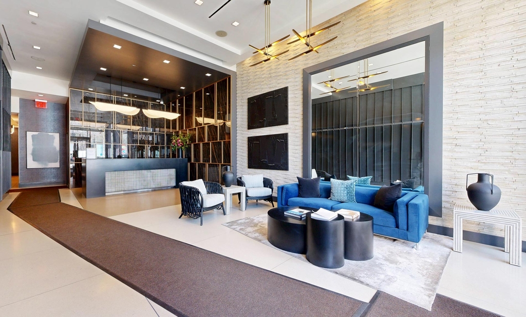 801 Amsterdam Ave - Photo 32