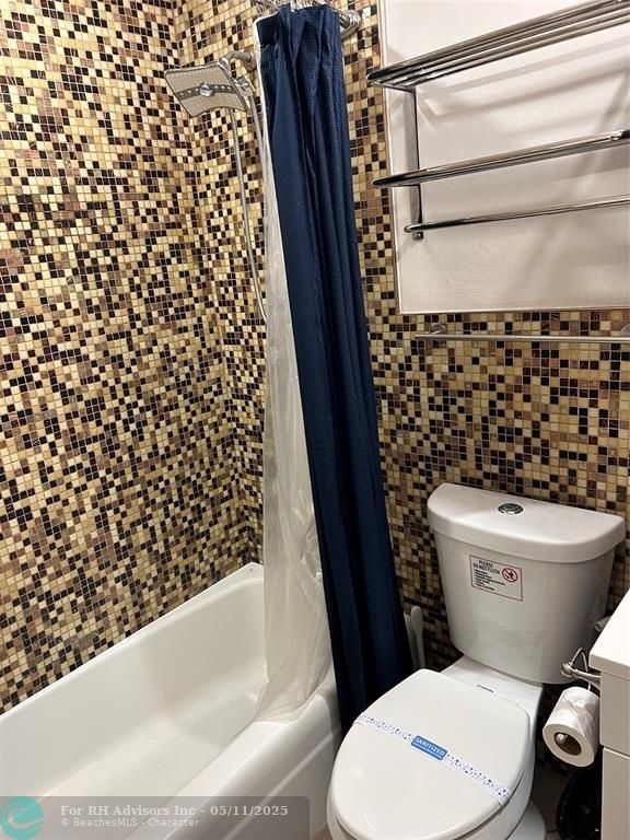 909 Ne 23rd Dr - Photo 13
