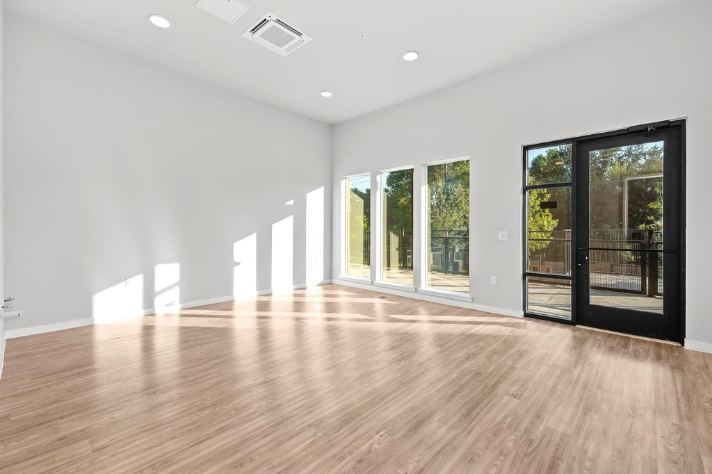 4510 Terry-o Ln - Photo 4