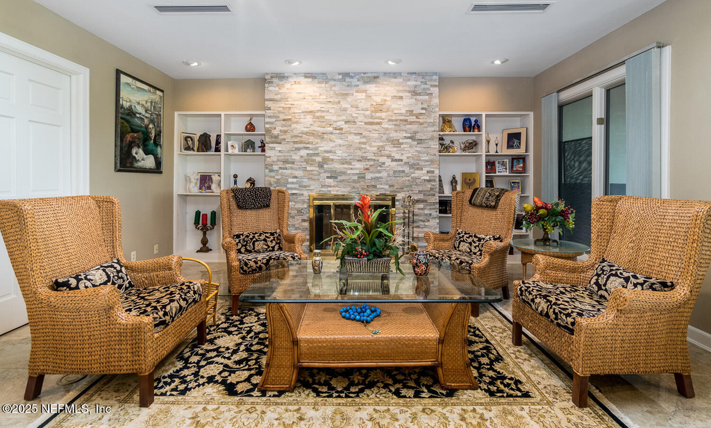 7987 Hollyridge Road - Photo 31