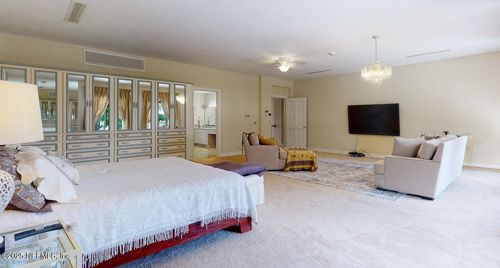 7987 Hollyridge Road - Photo 14