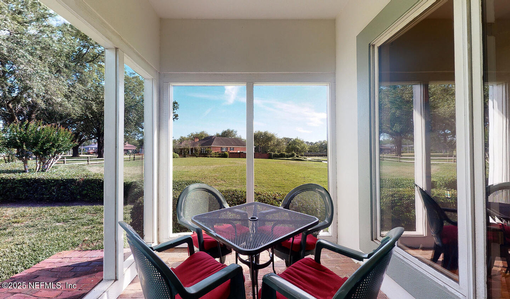 7987 Hollyridge Road - Photo 42