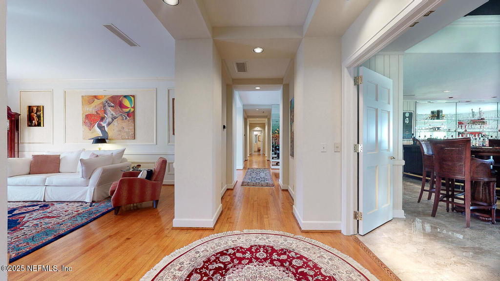 7987 Hollyridge Road - Photo 37