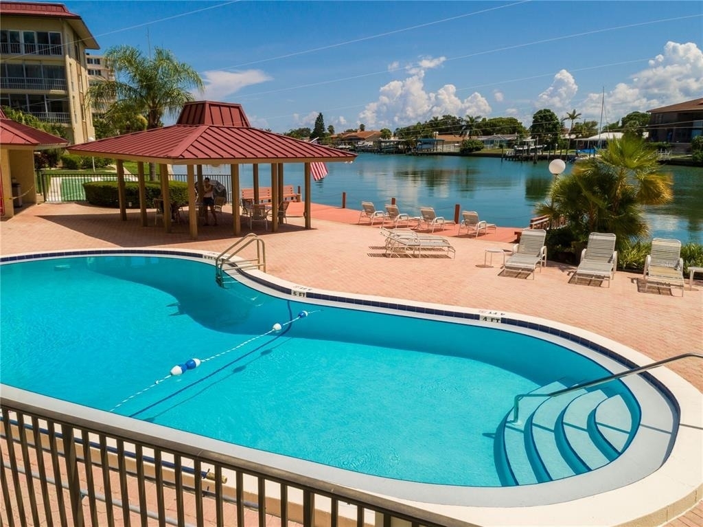105 Island Way - Photo 4