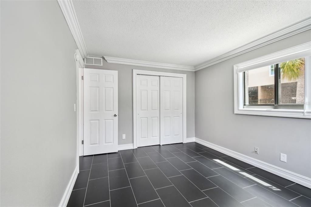2942 W Bay Drive - Photo 32
