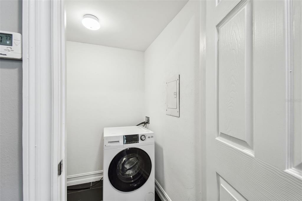 2942 W Bay Drive - Photo 33