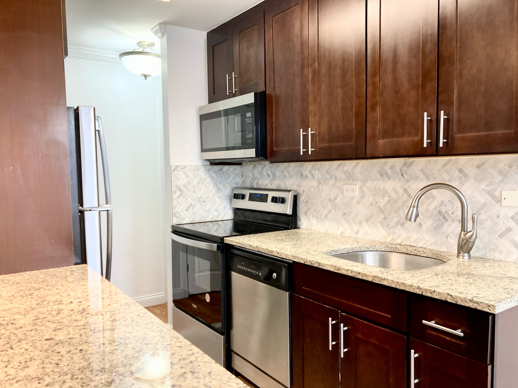 747 10th Avenue - Photo 5