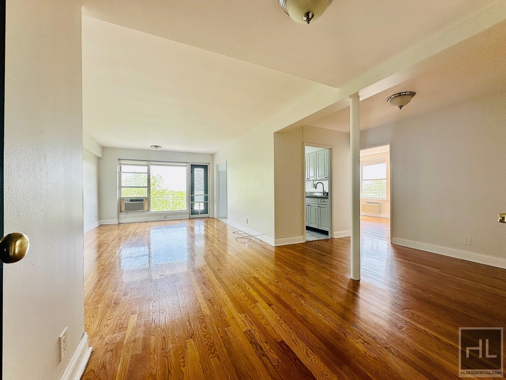 Pelham Road - Photo 1