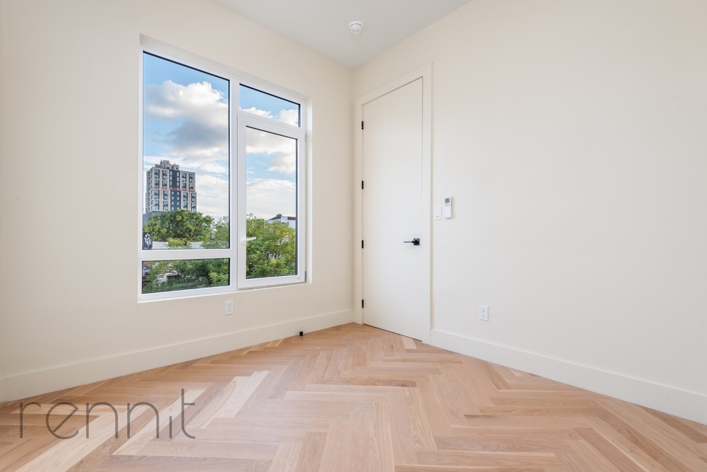 179 Meserole Street - Photo 9