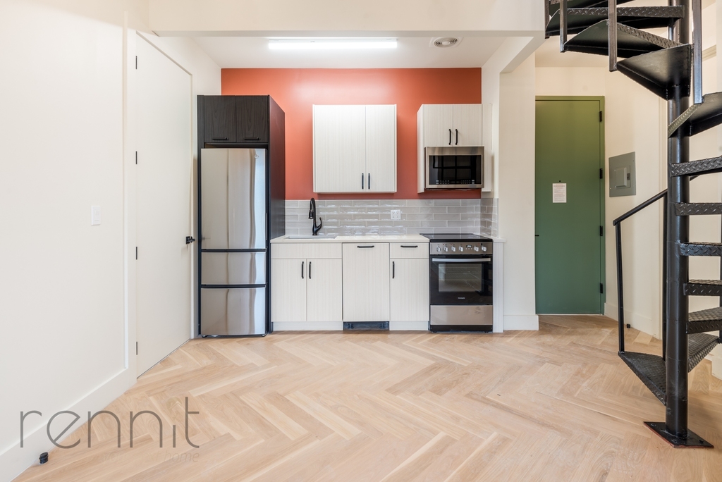 179 Meserole Street - Photo 5