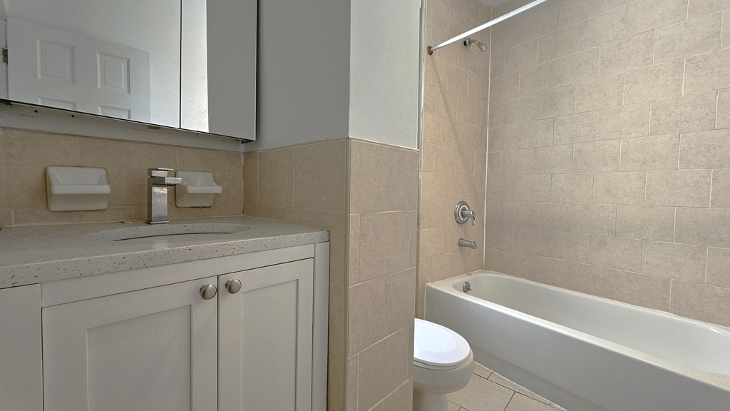 20 Magaw Place - Photo 6