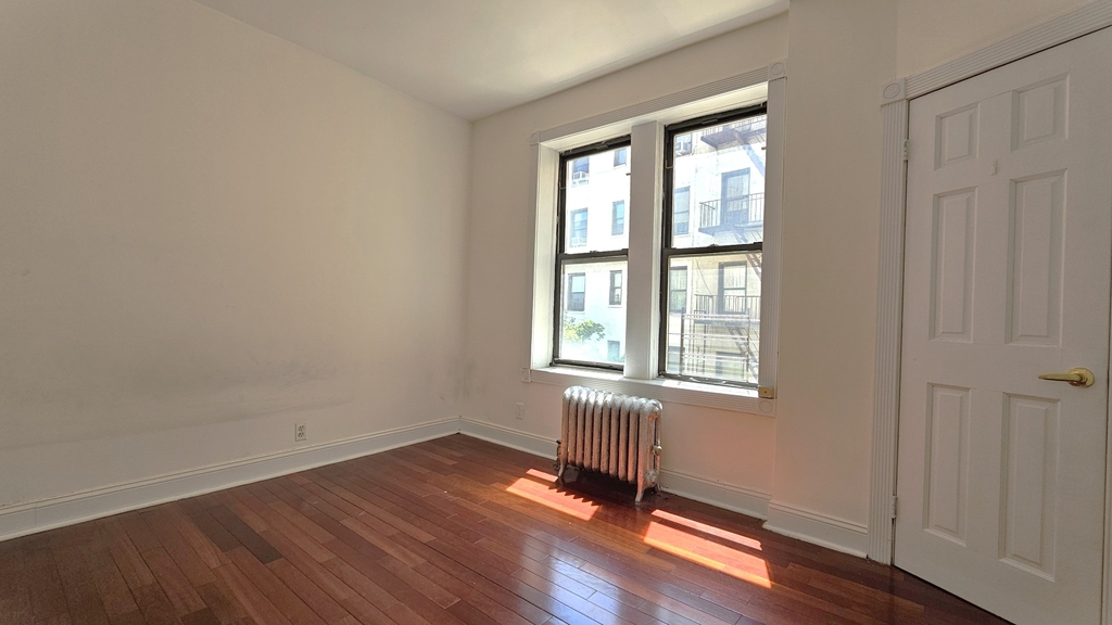 20 Magaw Place - Photo 5