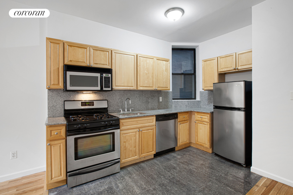 152 Columbus Avenue - Photo 2