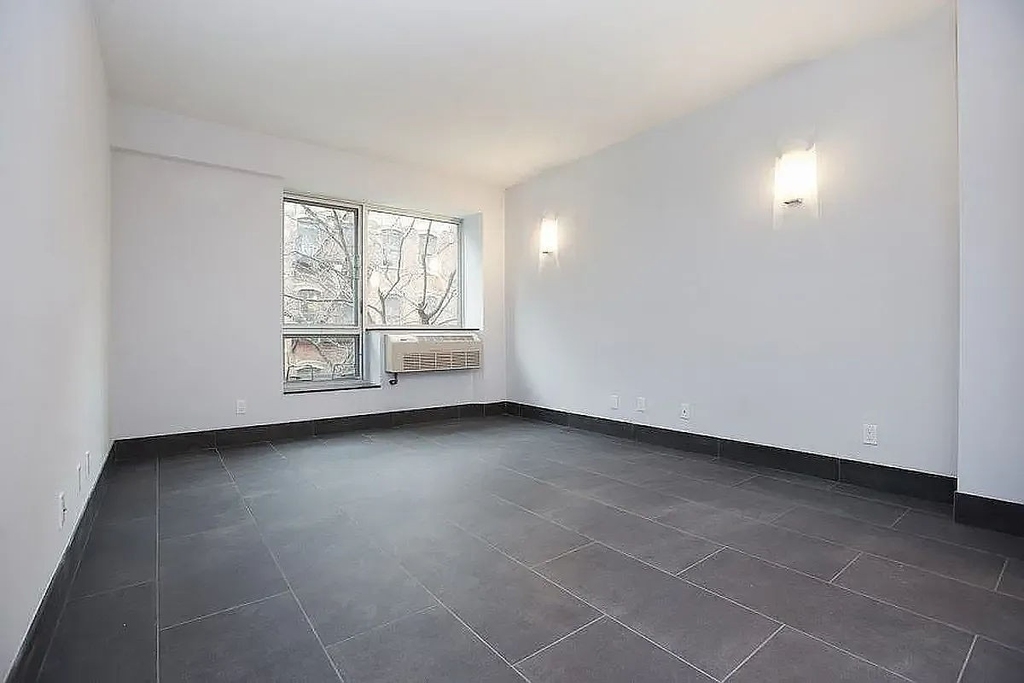 164 Attorney Street - Photo 0