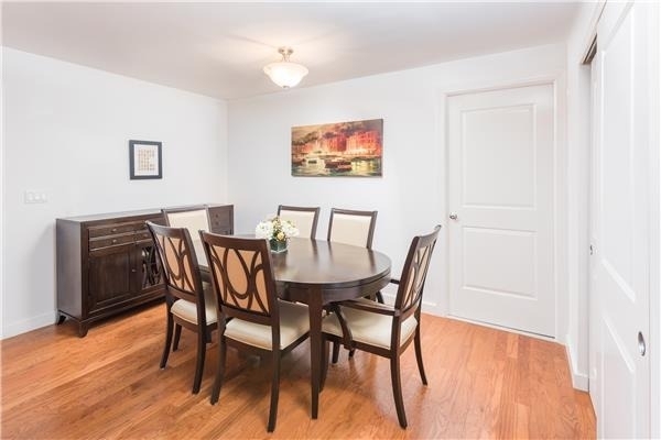 48-15 11th Street - Photo 3
