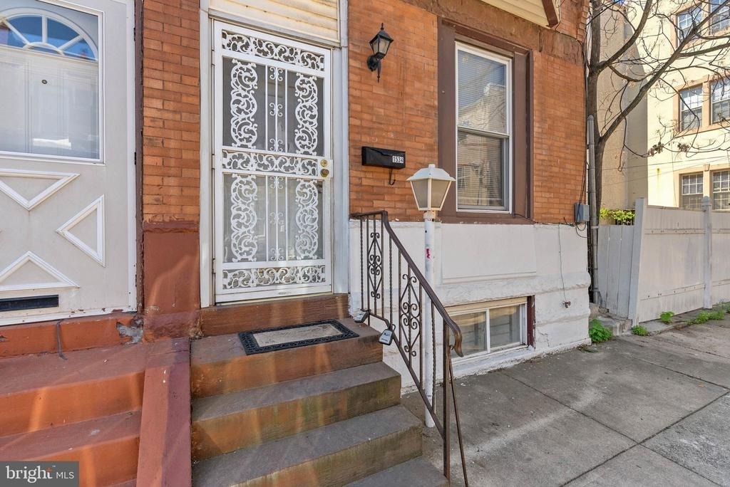 1534 Page Street - Photo 12
