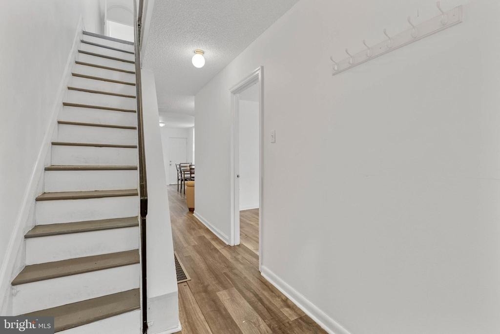 1534 Page Street - Photo 3