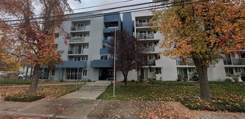 530 Coffee Rd - Photo 2