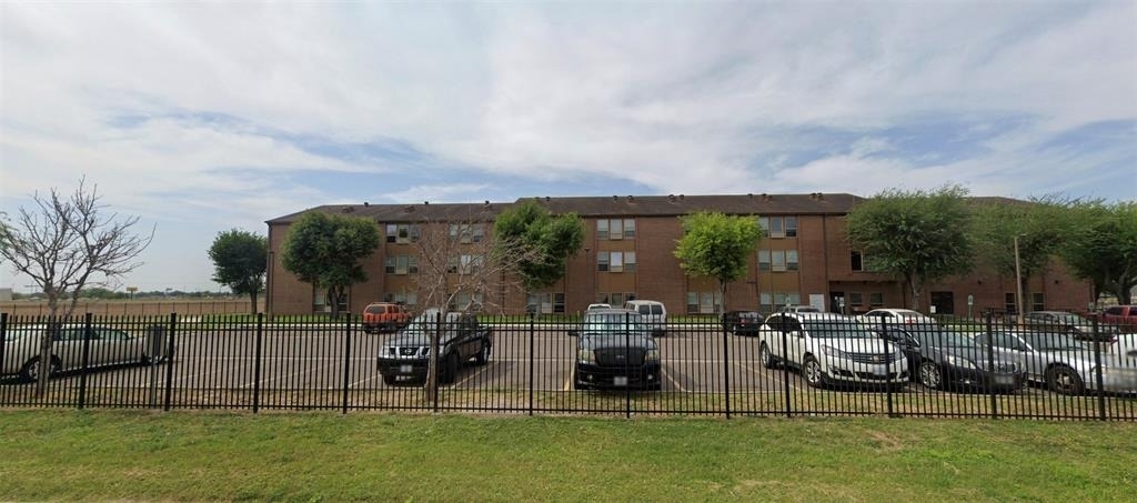900 Los Ebanos Rd - Photo 5
