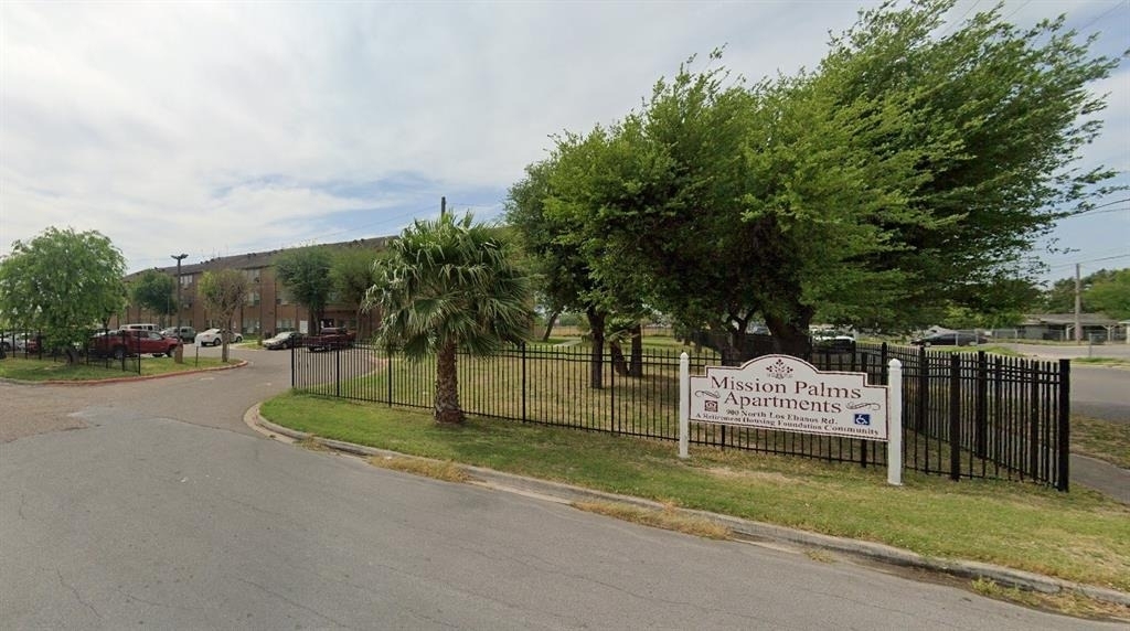 900 Los Ebanos Rd - Photo 0