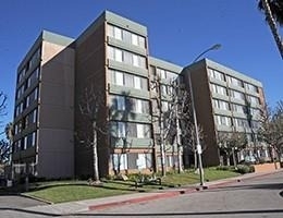 15211 Sherman Wy - Photo 0