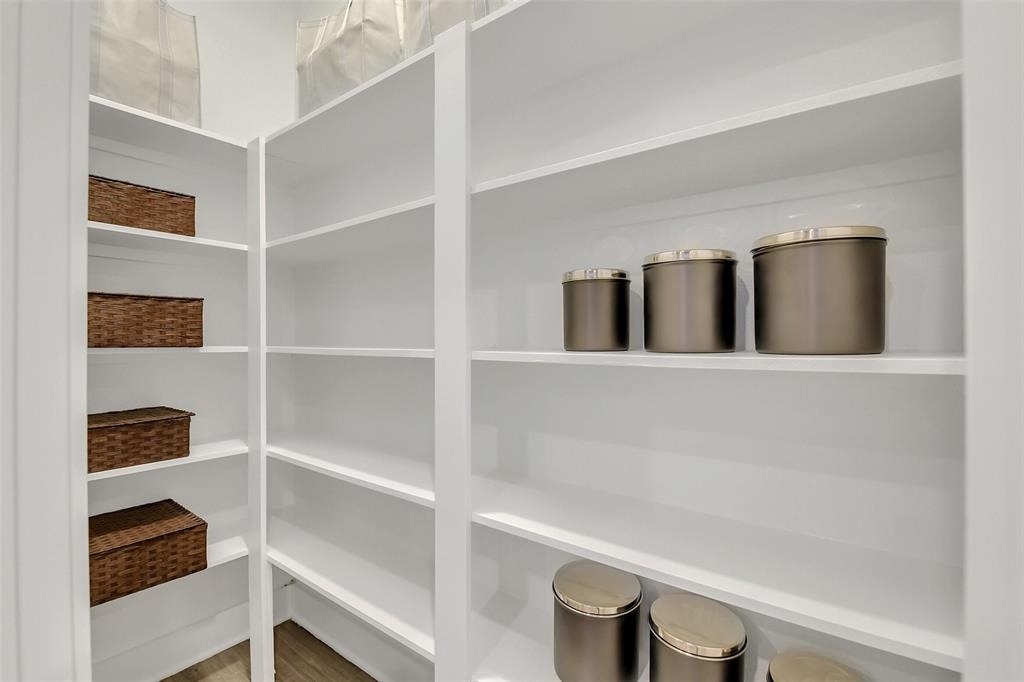 21015 Bay Village Drive - Photo 5