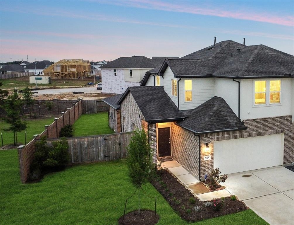 21015 Bay Village Drive - Photo 0