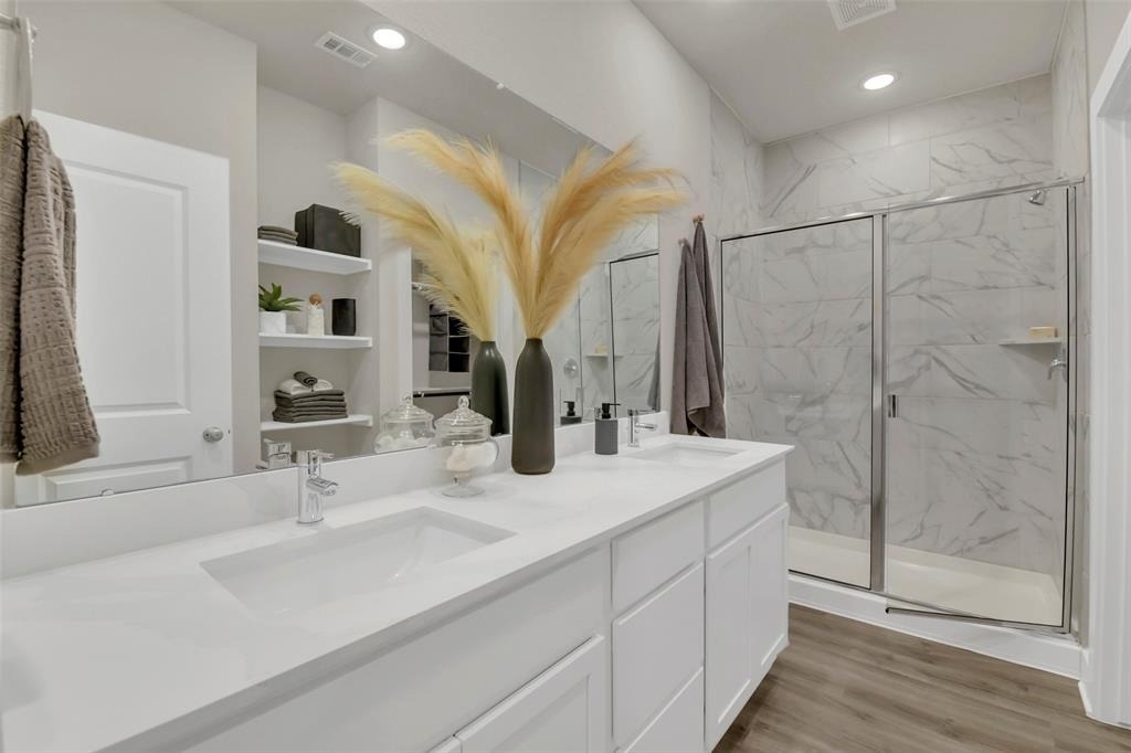 21015 Bay Village Drive - Photo 10