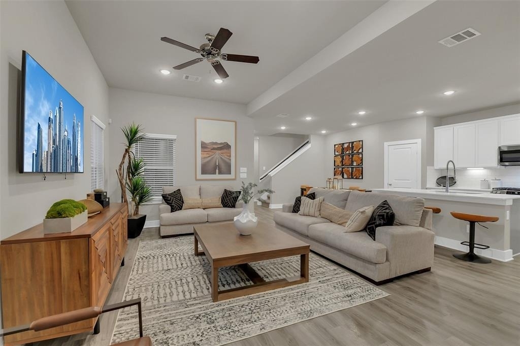 21015 Bay Village Drive - Photo 3