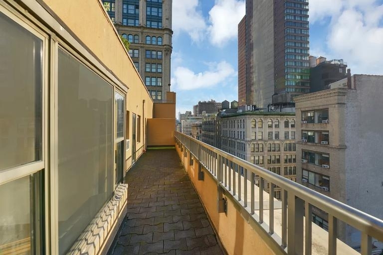 Madison Avenue - Photo 6
