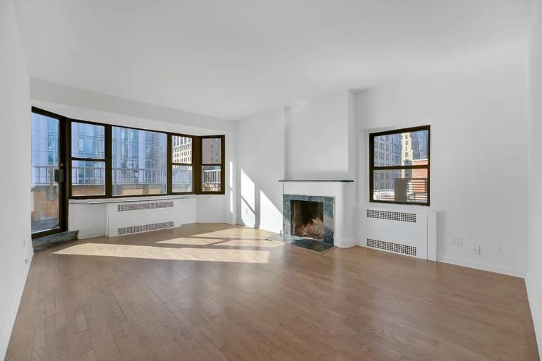Madison Avenue - Photo 2