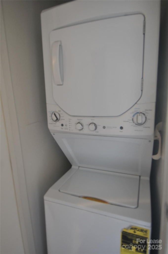 1600 H Arlyn Circle - Photo 10