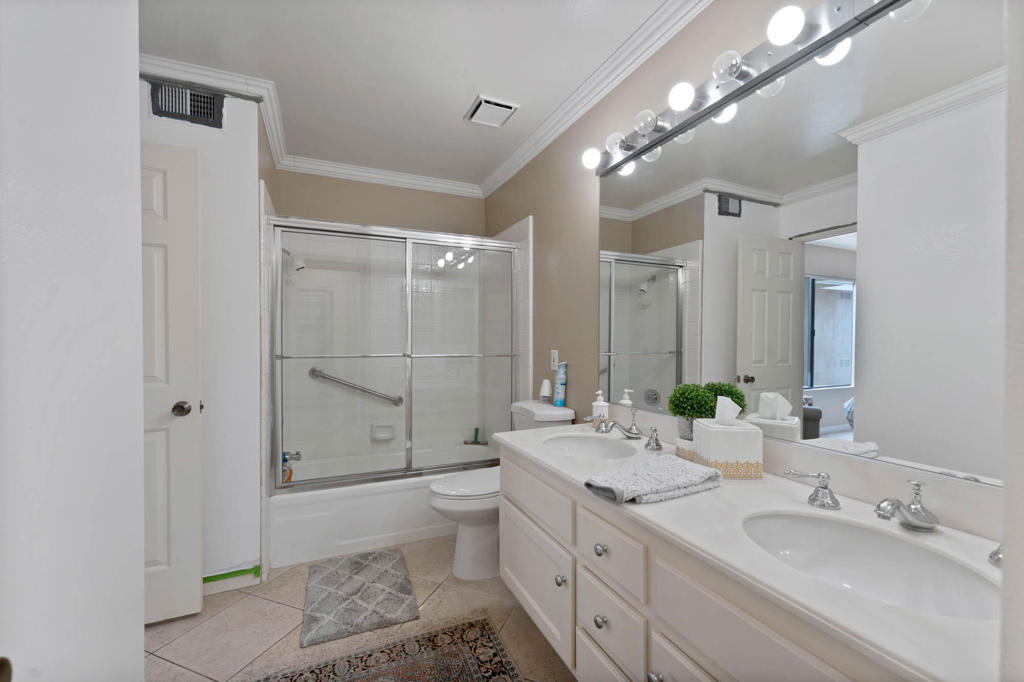 191 Madrid Avenue - Photo 16