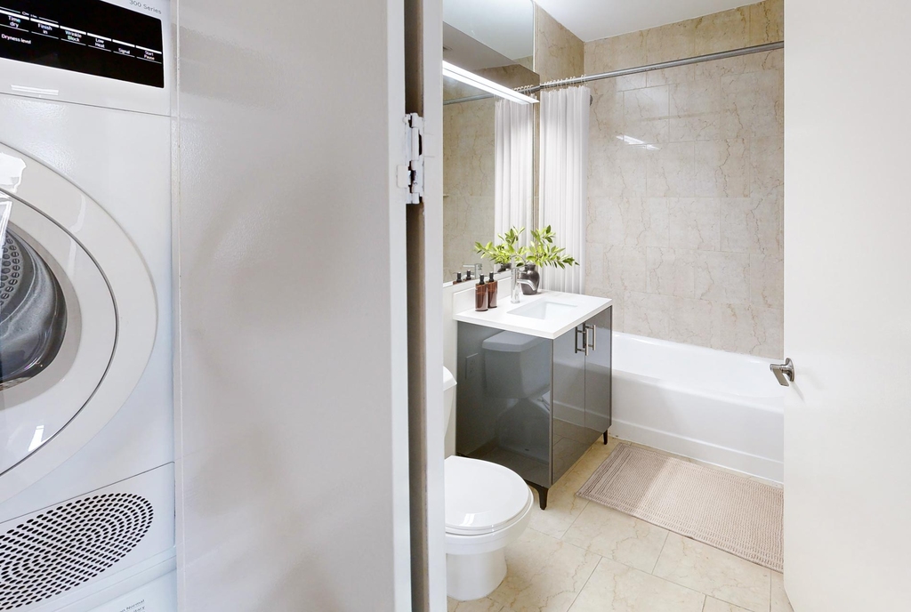 10 Hanover Square - Photo 11
