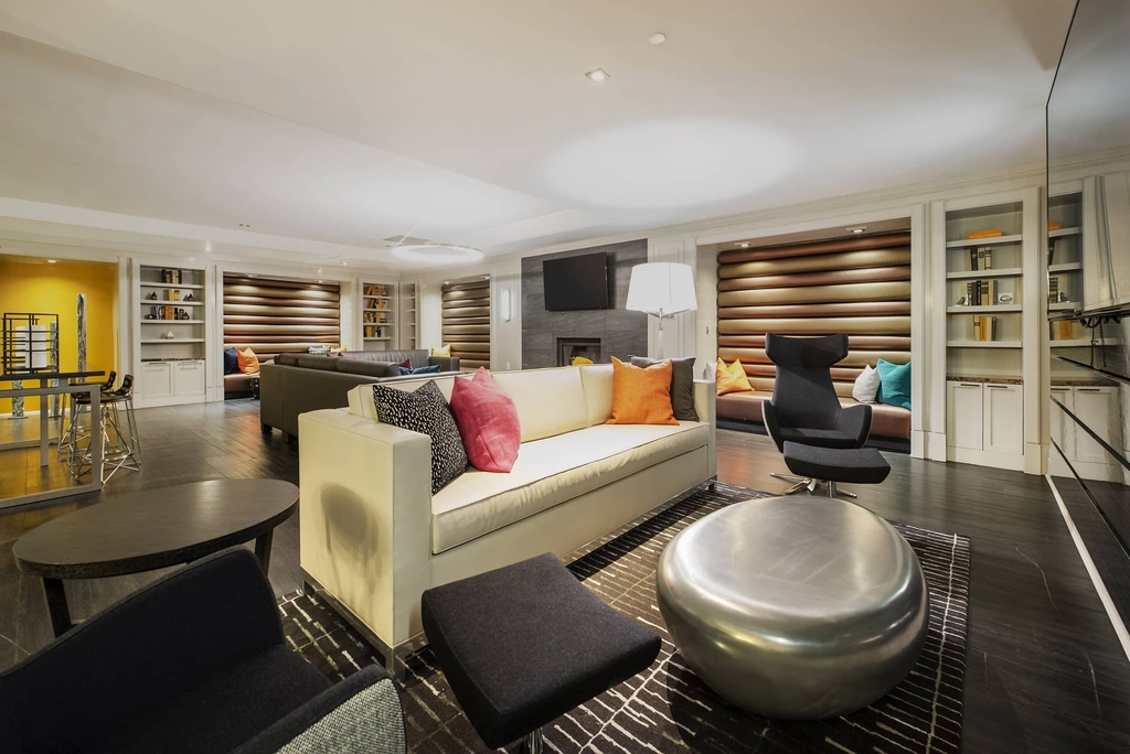 10 Hanover Square - Photo 27
