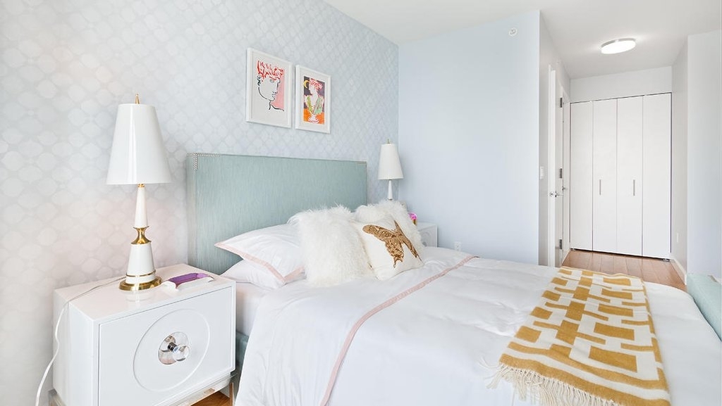 West 57th Street, Unit 427 - Photo 11