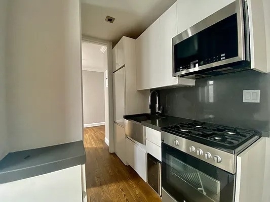416 East 13th Street - Photo 1