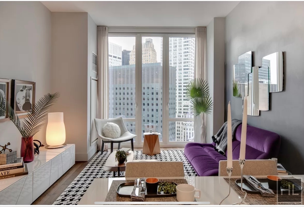 East 44th Street - Photo 0