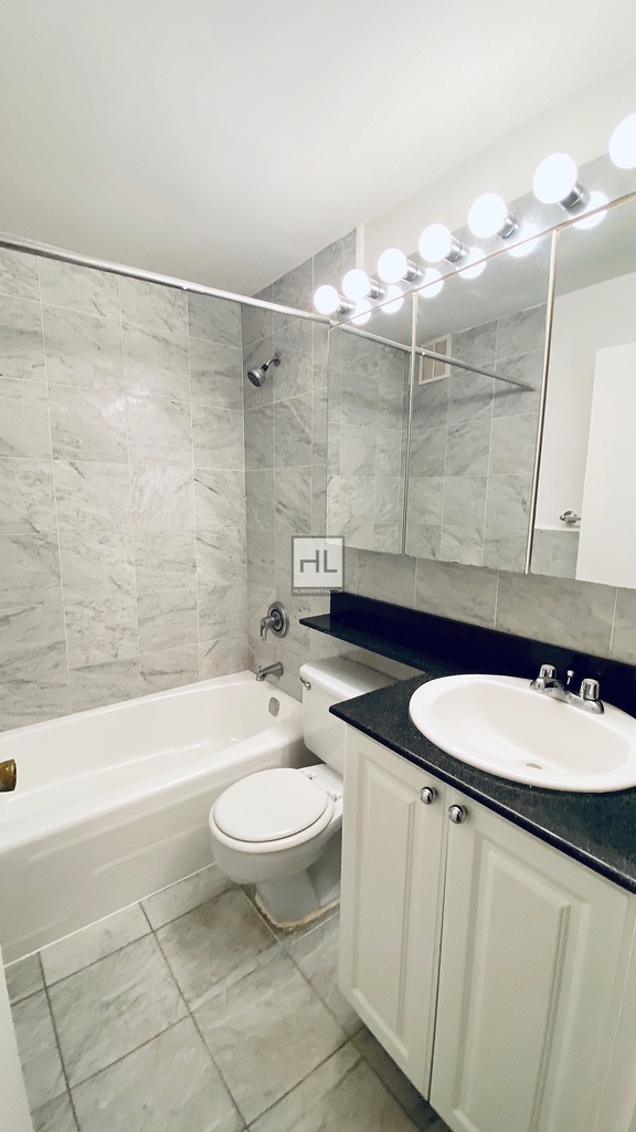 East 27th Street - Photo 3
