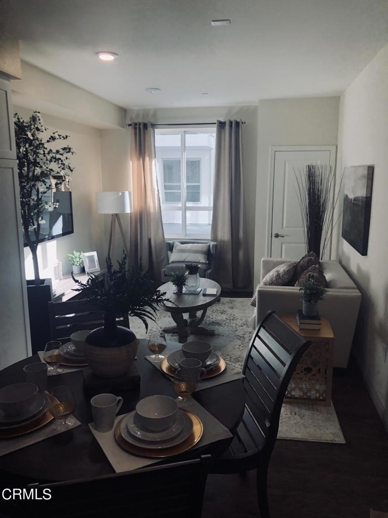 300 W 9th Street - Photo 9