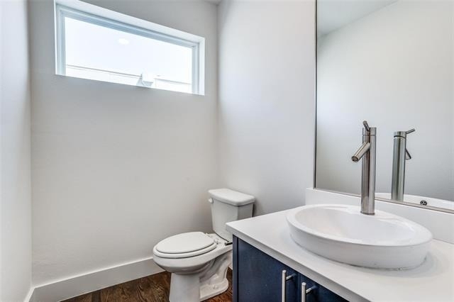 2203 Moser Avenue - Photo 8