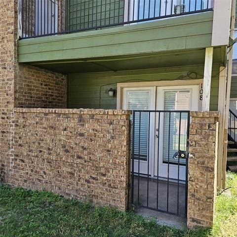 9837 Walnut Street - Photo 1