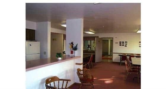 1801 N Broadway Ave - Photo 5