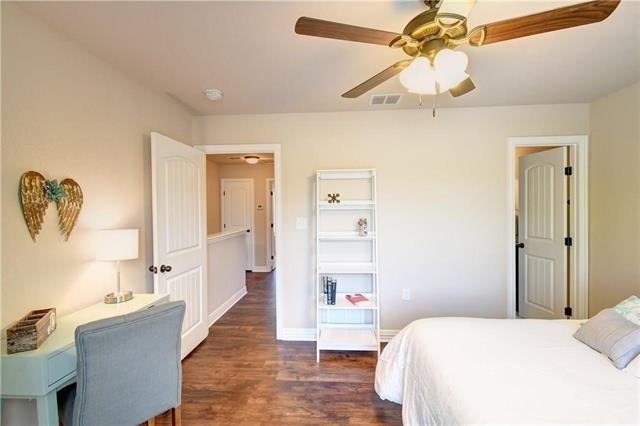 701 S Lillian Street - Photo 18