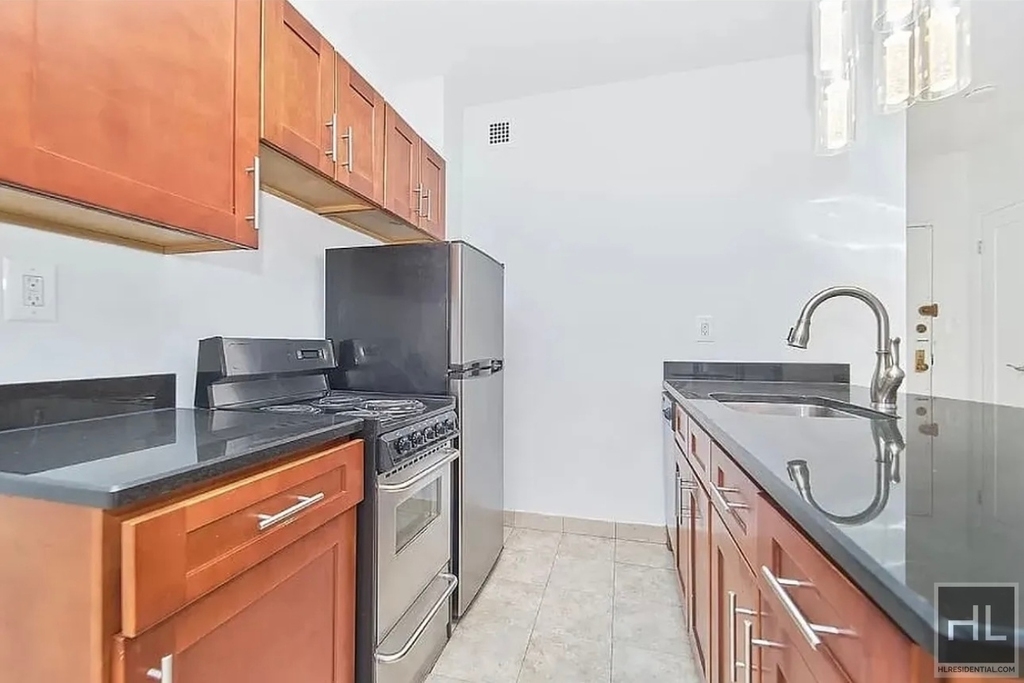 East 37th Street - Photo 2