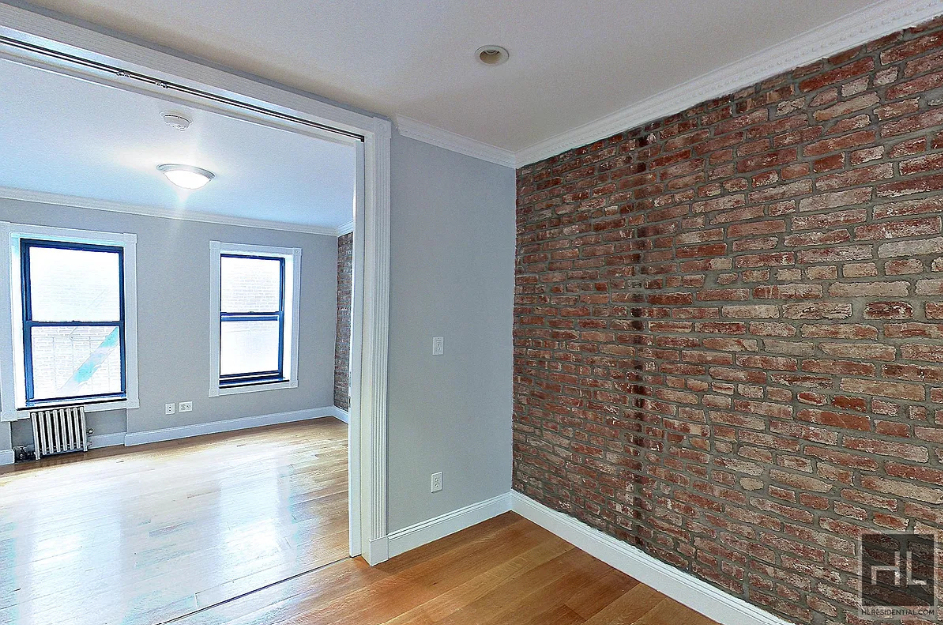East 100th Street - Photo 4