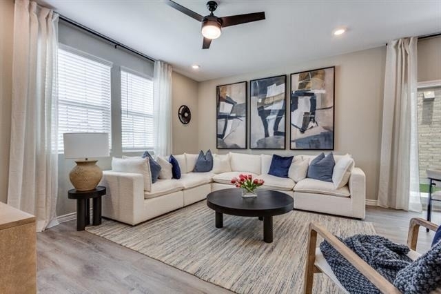 8525 Leyton - Photo 3