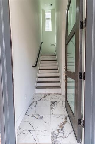4210 Roseland Avenue - Photo 6