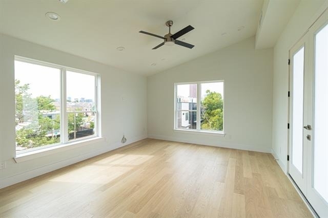4210 Roseland Avenue - Photo 28