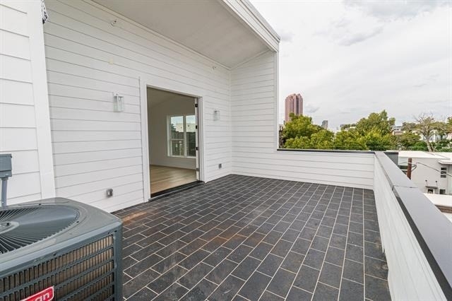4210 Roseland Avenue - Photo 34